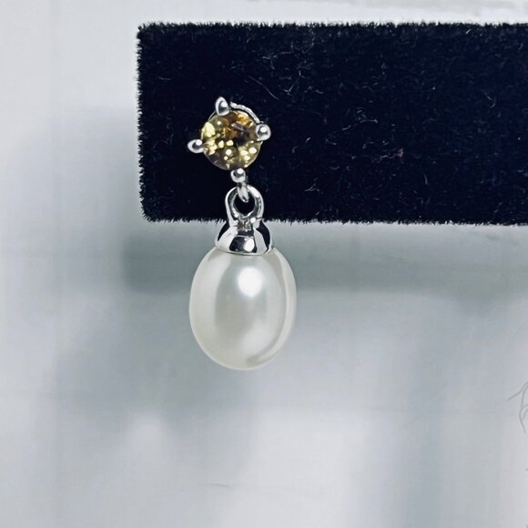 Honora Sterling Silver White Freshwater Pearls And Citrine Stone Earrings (5980) - Picture 3 of 7